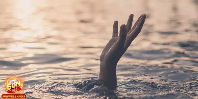 Mơ Thấy Đuối Nước - Giải Mã Ngay Những Điềm Báo Đằng Sau 4 Những lưu ý quan trọng khi gặp giấc mơ thấy đuối nước
