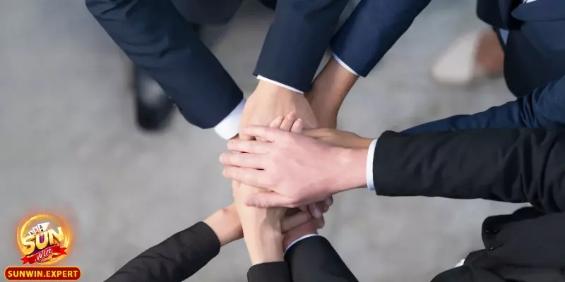 Điều Kiện Sử Dụng 2 Thành viên cần phải tìm hiểu về quy định giao dịch tài chính tại cổng game